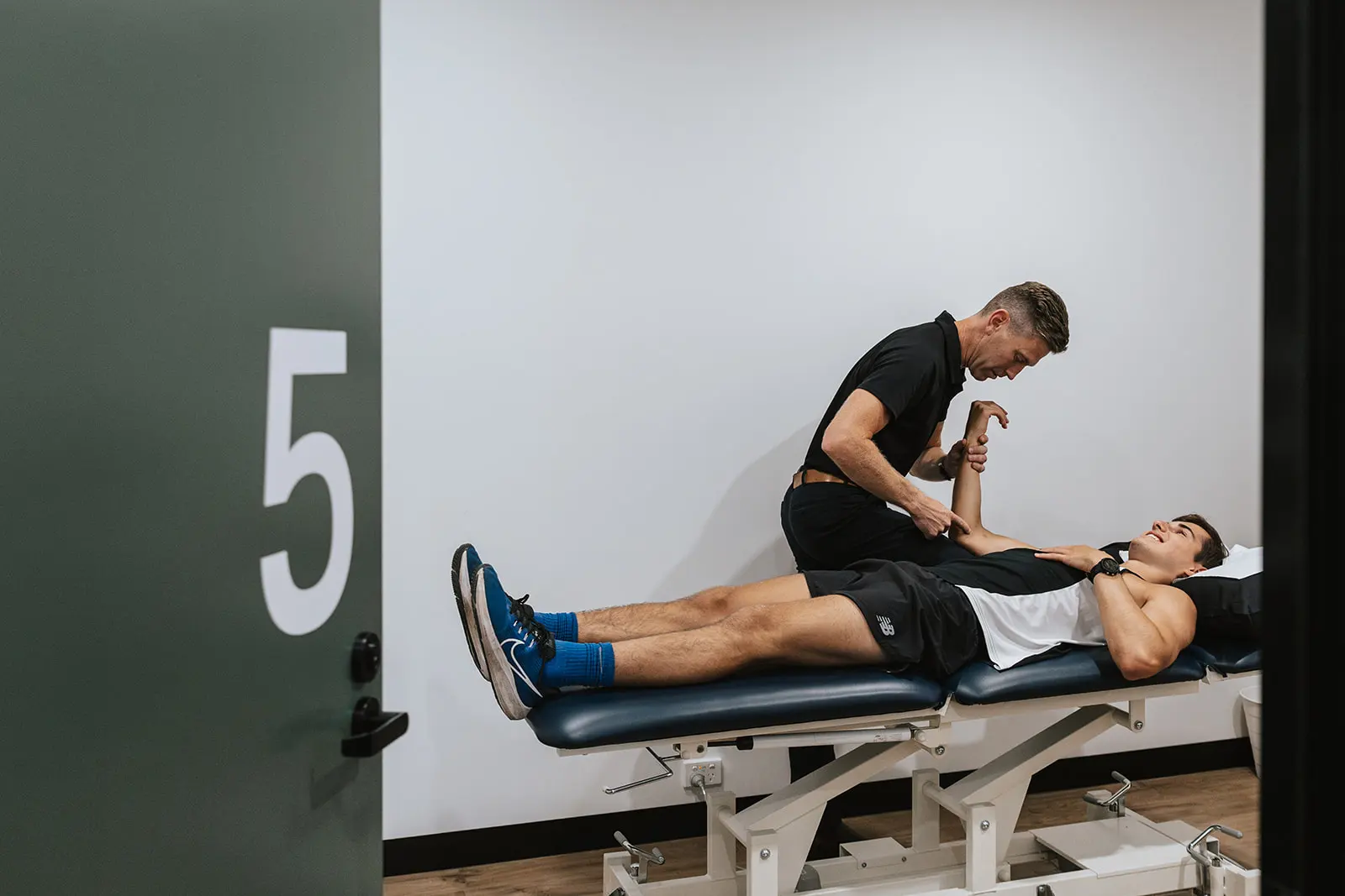 Physiotherapy After Bicep Tenodesis: A Step-by-Step Guide to Recovery